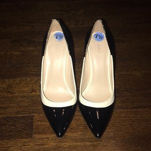 Bcbg patten leather pumps